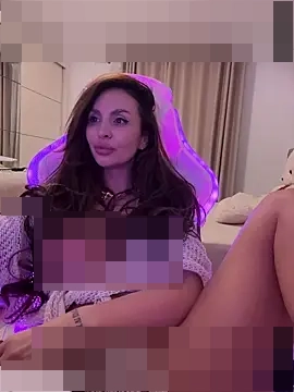 LunaBex's Webcam Show