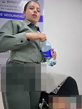 Ariana-07's Webcam Show