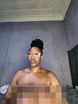 BootyAndButterflies8's Webcam Show