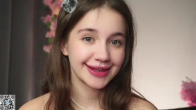 AmiLewis' Webcam Show