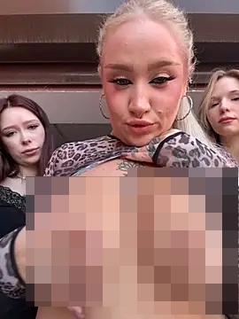 RollDolls' Webcam Show