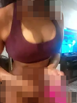 Caramel_Lights' Webcam Show