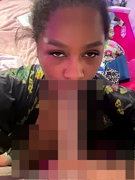 BigFineSelena's Webcam Show