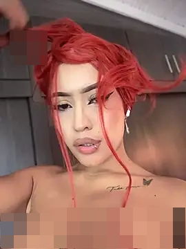 MystiqueXXX's Webcam Show