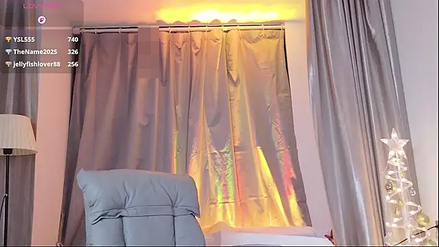 Kiki--2025's Webcam Show