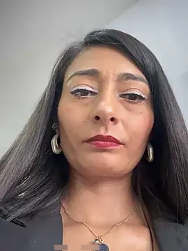 _Bella-Office1's Webcam Show