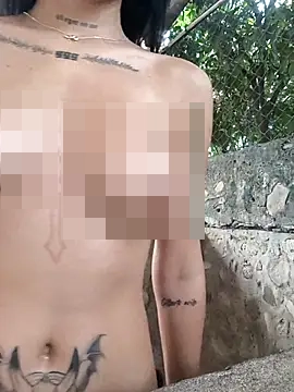 the_titis_outdoors' Webcam Show