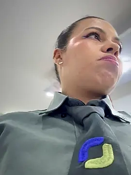 Ariana-07's Webcam Show