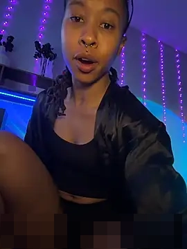 thebrattygoddess' Webcam Show