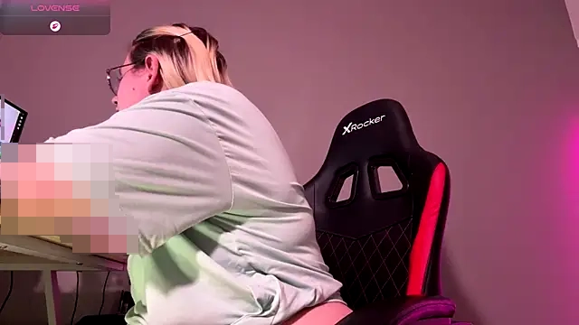 MAXXXTV's Webcam Show