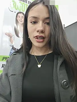 CHARLOTTE__05's Webcam Show