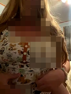 SugarMilkandHoney's Webcam Show