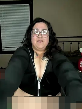 Tillymarie's Webcam Show