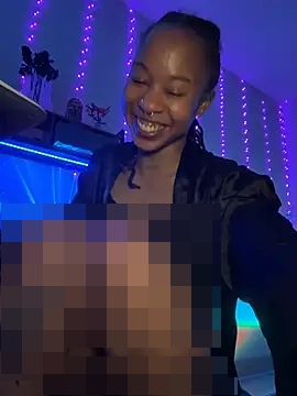 thebrattygoddess' Webcam Show