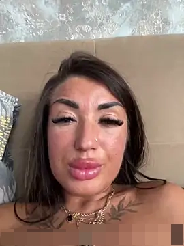 RuslanaXX's Webcam Show