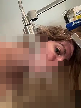 CelestialRuby's Webcam Show