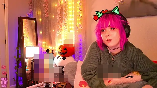Angel-Lewd-Cake's Webcam Show