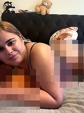 QueenBootyy's Webcam Show