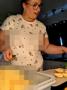 Canadian_BBW's Webcam Show