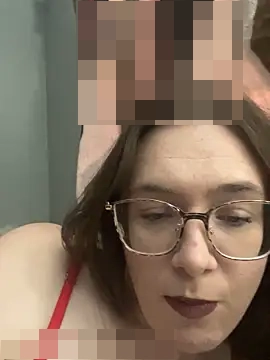 NaughtyNerdyWifey's Webcam Show