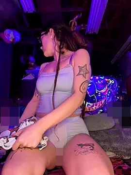 BlaizeyBBy's Webcam Show