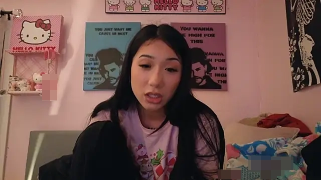 tokyobaby's Webcam Show