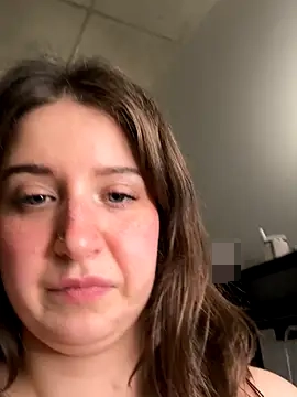 nerdynina's Webcam Show