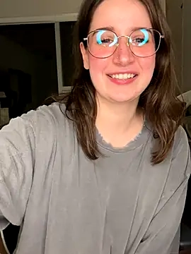 nerdynina's Webcam Show