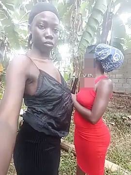 holygrail001's Webcam Show