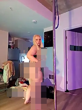 RaisingDaisy's Webcam Show