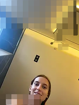 -AngelAri-'s Webcam Show