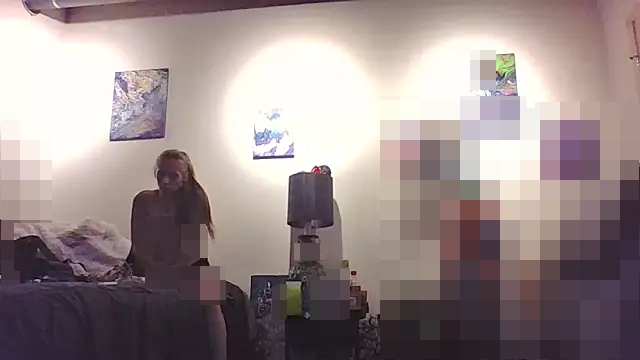 eatmeplease44's Webcam Show