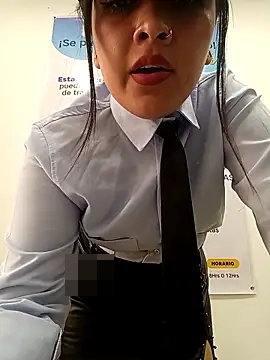 MAYE__13's Webcam Show