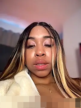 bella__honey's Webcam Show