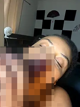 TorraeBlue's Webcam Show