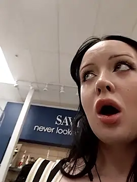 EVILYN's Webcam Show