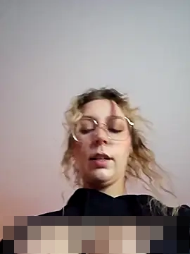 LilyOrion's Webcam Show