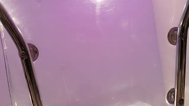 Midnightrose11's Webcam Show