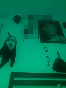 CUMQUEEN-XXX69's Webcam Show