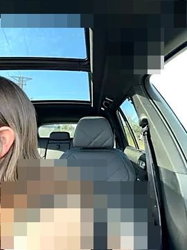 DoriDeluxe66's Webcam Show