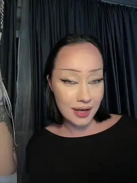 RollingGirls' Webcam Show