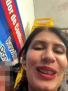 Alysson--'s Webcam Show