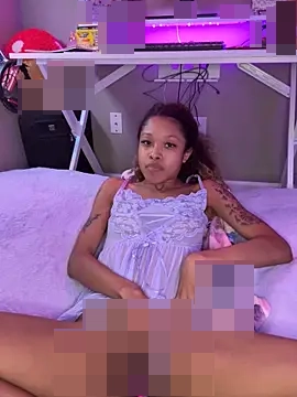 rubywithpearls' Webcam Show