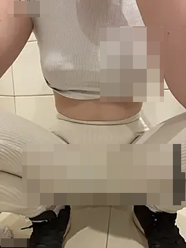 Cumonmme's Webcam Show