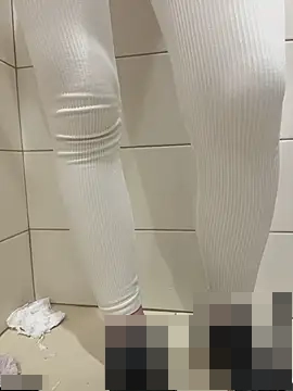 Cumonmme's Webcam Show