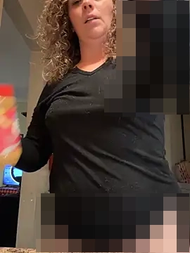 XoMisty's Webcam Show