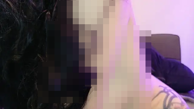 Midnightrose11's Webcam Show