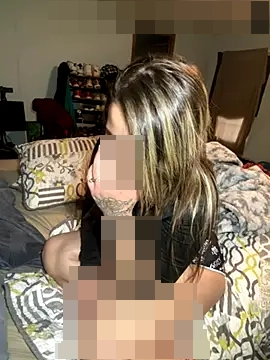 JuicyExxxperience's Webcam Show