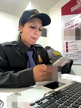 Emily-7_'s Webcam Show