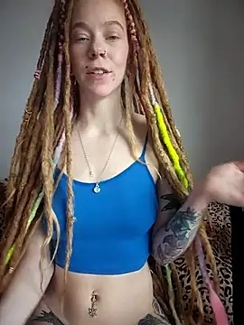 LucidLucy's Webcam Show